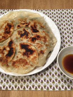 フライパンで丸ごと餃子-レシピのメイン写真