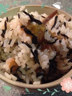 梅ひじきご飯 by accco食堂-レシピのメイン写真