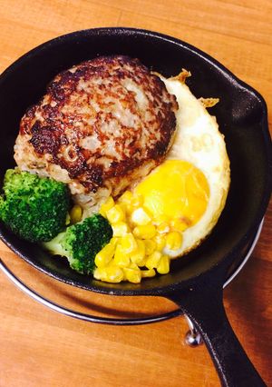 スキレットで絶品ハンバーグ＊-レシピのメイン写真