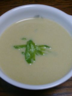 さやえんどうと玉ねぎのスープ-レシピのメイン写真