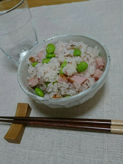 梅干とチーズとベーコン、枝豆の混ぜご飯-レシピのメイン写真