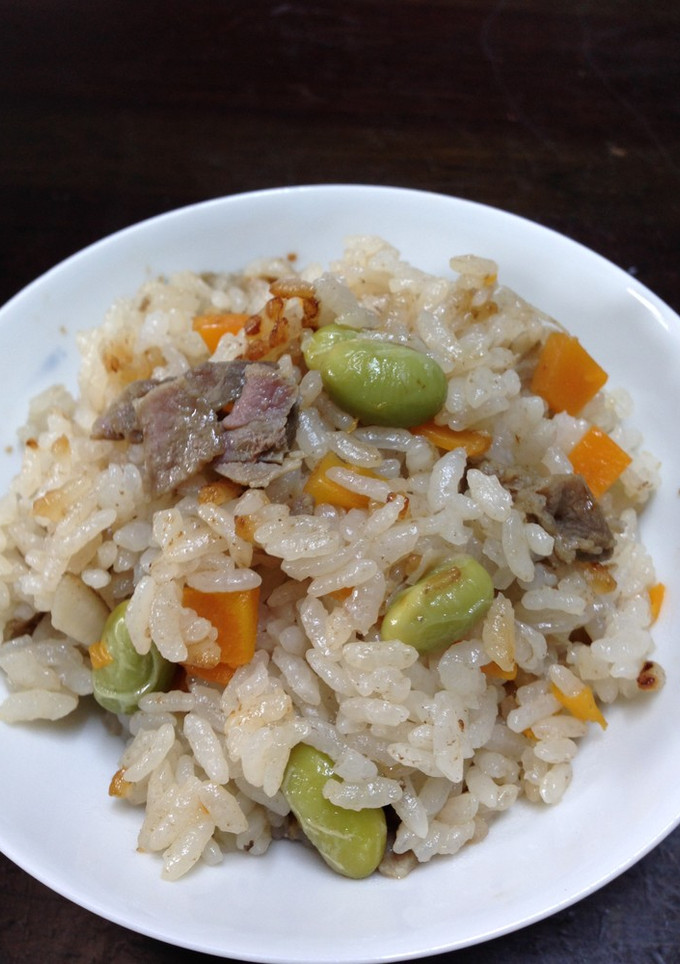 夏にオススメ！枝豆の炊き込みご飯-レシピのメイン写真