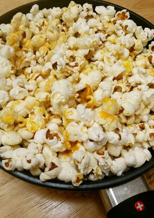 ターメリックの黄色いポップコーン-レシピのメイン写真