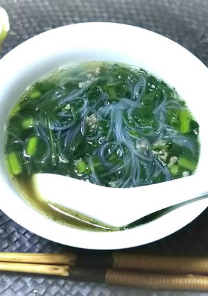 春菊と挽き肉の即席春雨スープ-レシピのメイン写真