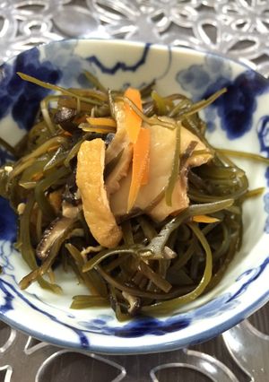 冷めても美味しい。切り昆布と椎茸の煮物-レシピのメイン写真