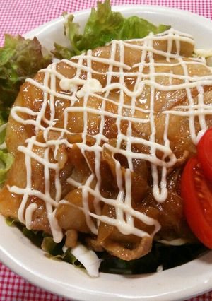 ガッツリ系！豚マヨサラダ丼-レシピのメイン写真