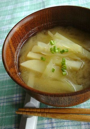 我家の味噌汁①~✿じゃがいも&玉ねぎ✿-レシピのメイン写真