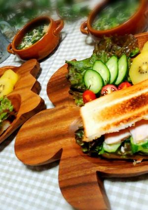 サラダチキンでホットサンド-レシピのメイン写真