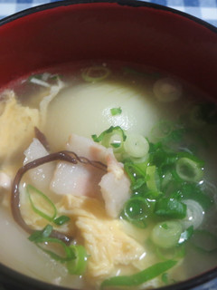玉ネギ主役の中華スープ-レシピのメイン写真