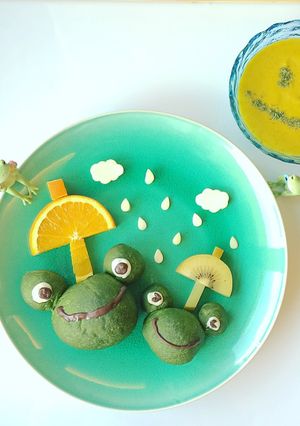ほうれん草パウダーでカエルパン-レシピのメイン写真