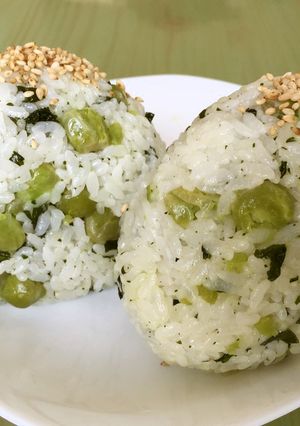 ☆ごま油香る わかめ 青豆 おにぎり-レシピのメイン写真