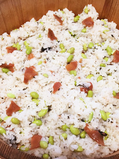 枝豆と梅干しの炊き込みごはん-レシピのメイン写真
