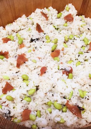 枝豆と梅干しの炊き込みごはん-レシピのメイン写真