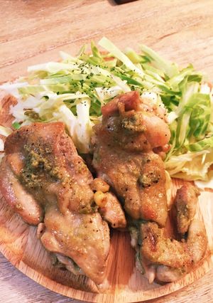 鶏モモ肉のバジルソテー-レシピのメイン写真
