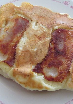 カリッ!カリカリベーコンチーズパンケーキ-レシピのメイン写真
