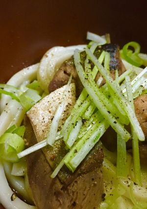 塩胡椒で食べる「ぶりうどん」-レシピのメイン写真
