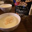 コーンスープに生チーズのCHEEZA!