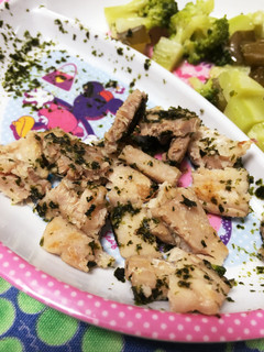 離乳食。海苔まぶした焼きマグロ-レシピのメイン写真