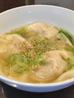 餃子の王将♪生餃子で中華スープ!-レシピのメイン写真