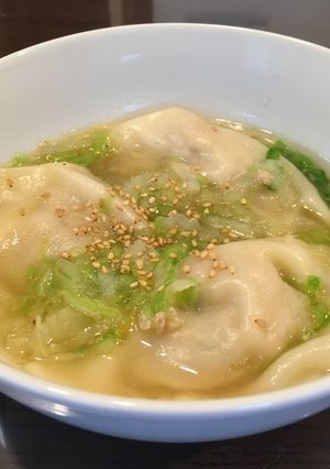 餃子の王将♪生餃子で中華スープ！-レシピのメイン写真