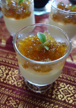 オレンジチーズムース　京番茶ジュレ添え-レシピのメイン写真
