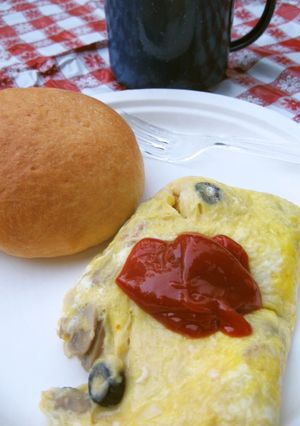 キャンプの朝食。バッグで茹でオムレツ-レシピのメイン写真