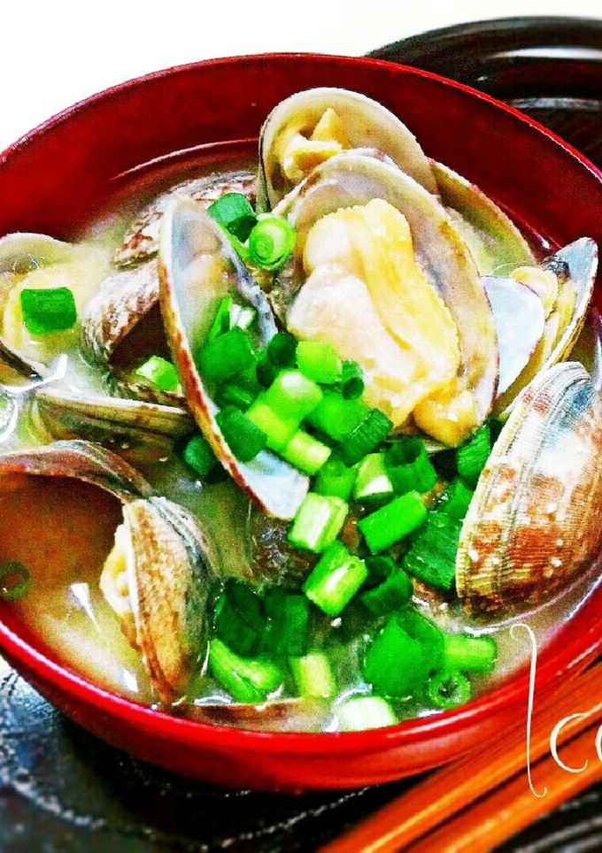 気分転換バターも♪あさりのお味噌汁-レシピのメイン写真