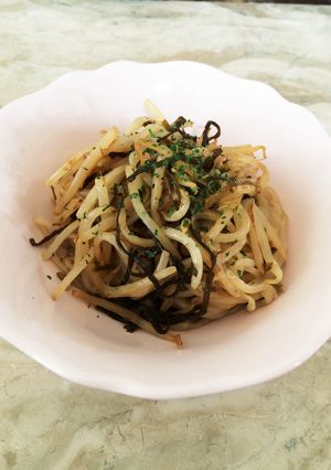 ダイエット☆もやしと塩昆布の白滝パスタ-レシピのメイン写真