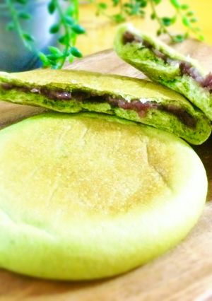 抹茶の平焼きあんぱん♡-レシピのメイン写真