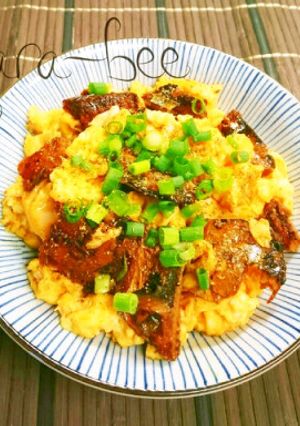 ズボラー必見♡5分で簡単さんま蒲焼き缶卵-レシピのメイン写真