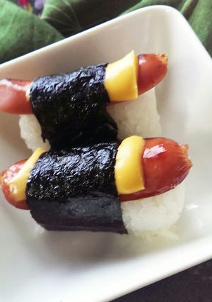 ウインナーとチーズのおにぎり-レシピのメイン写真