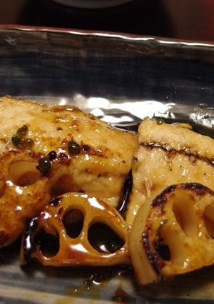 爽快な辛味!鯵と新れんこんの実山椒蒲焼き-レシピのメイン写真