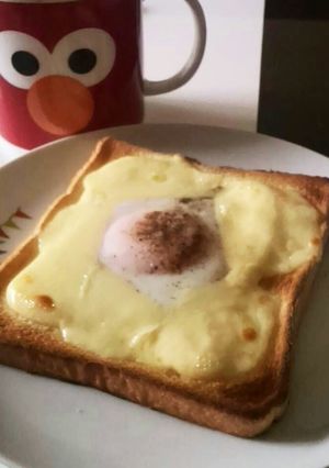 朝食にぴったり☆食パン卵落とし焼き-レシピのメイン写真