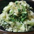 豆苗(2回目の芽)とキャベツのサラダ♪