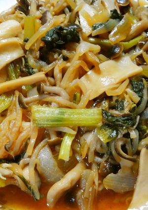 簡単♪きのこと もやし 小松菜の野菜炒め-レシピのメイン写真