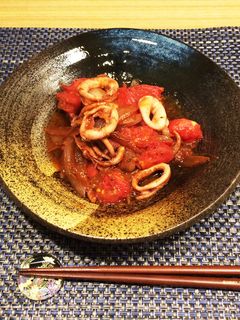 5分でできちゃう☆イカとトマトの炒め物-レシピのメイン写真