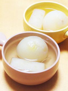 ◎塩だけシンプル。まるごと新たまスープ◎-レシピのメイン写真