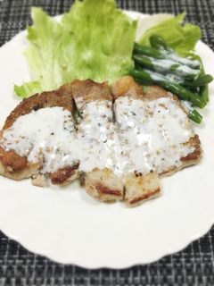 ポークソテーのヨーグルトソースがけ-レシピのメイン写真