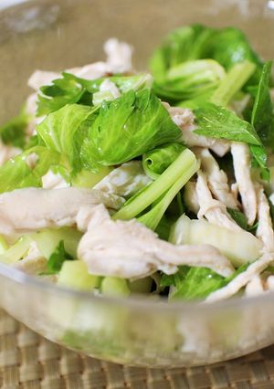 鶏むね肉とセロリのゴマ油あえ-レシピのメイン写真