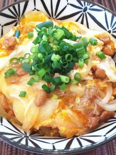 朝食、ランチに♡納豆ふわふわたまごとじ丼-レシピのメイン写真