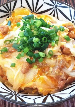 朝食、ランチに♡納豆ふわふわたまごとじ丼-レシピのメイン写真