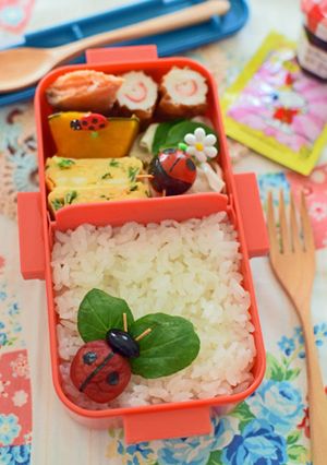 【キャラ弁】梅干しのてんとう虫-レシピのメイン写真