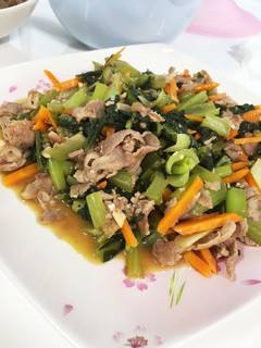 豚肉と小松菜人参のにんにく醤油炒め-レシピのメイン写真