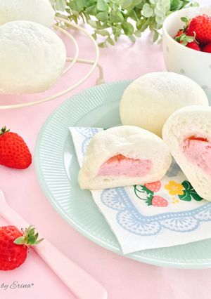 パンなどに♡いちごみるくクリーム-レシピのメイン写真