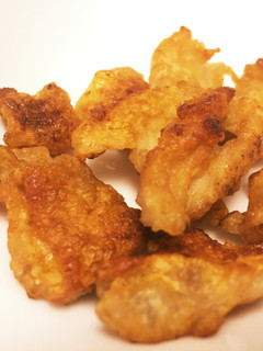 材料2つ油もいらないパリパリ鶏皮せんべい-レシピのメイン写真