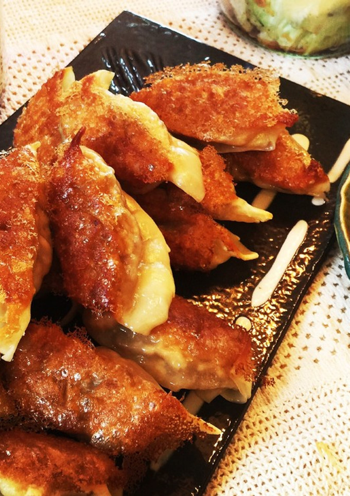 ニンニク不使用！マイタケと厚揚げの餃子-レシピのメイン写真