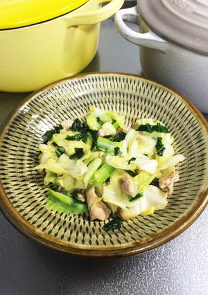 豚肉、キャベツ、ケールの野菜炒め-レシピのメイン写真