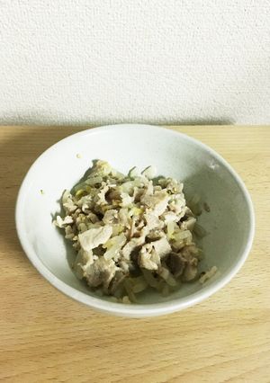 にゃんこと一緒に、もやしナムル-レシピのメイン写真