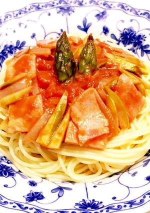 アスパラとベーコンのトマトパスタ-レシピのメイン写真