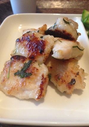 簡単☆鶏むね肉の塩麹焼き〜しそ風味〜-レシピのメイン写真